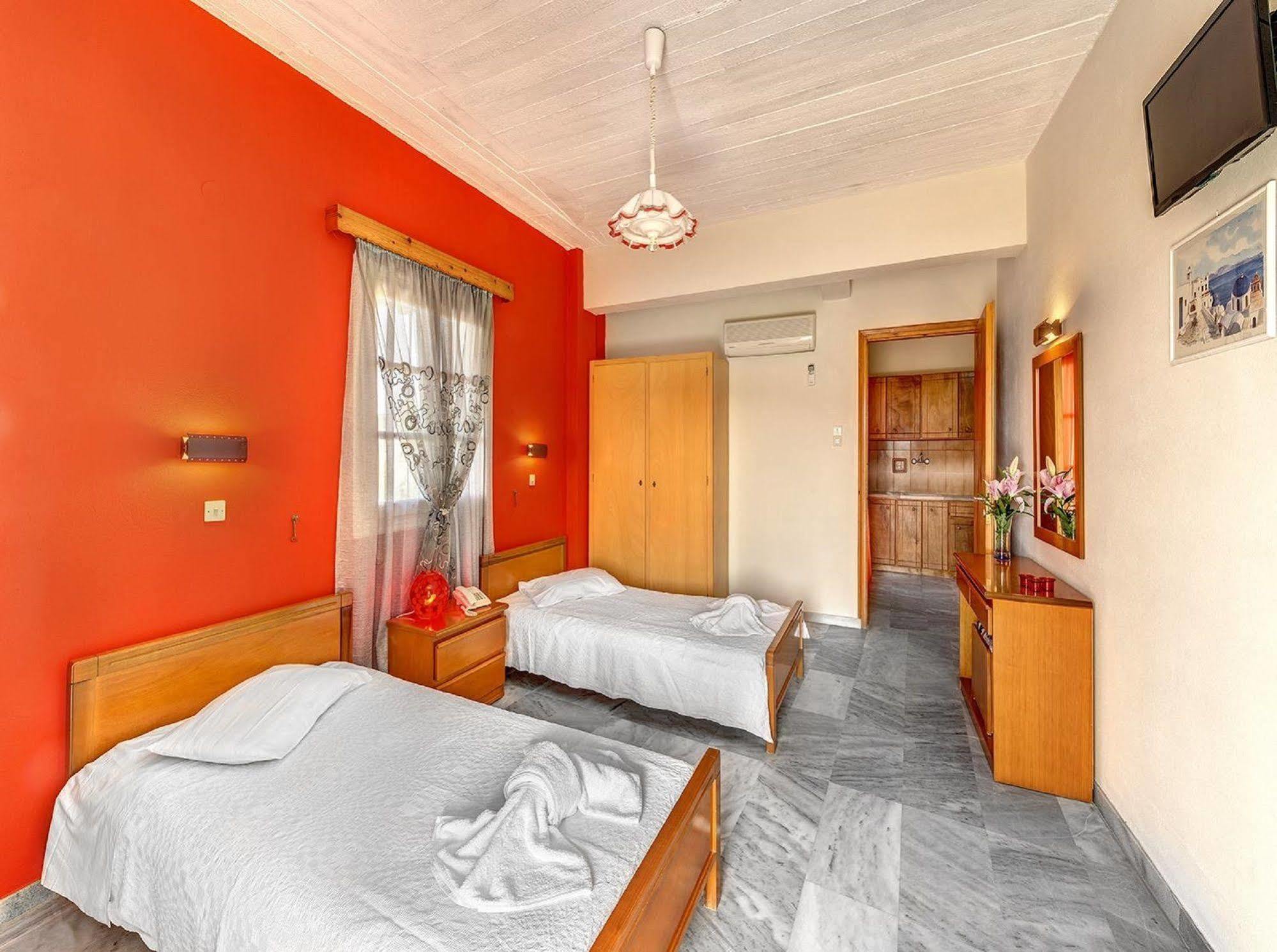 Hotel Smaragdi Apartments Vissa Exterior foto